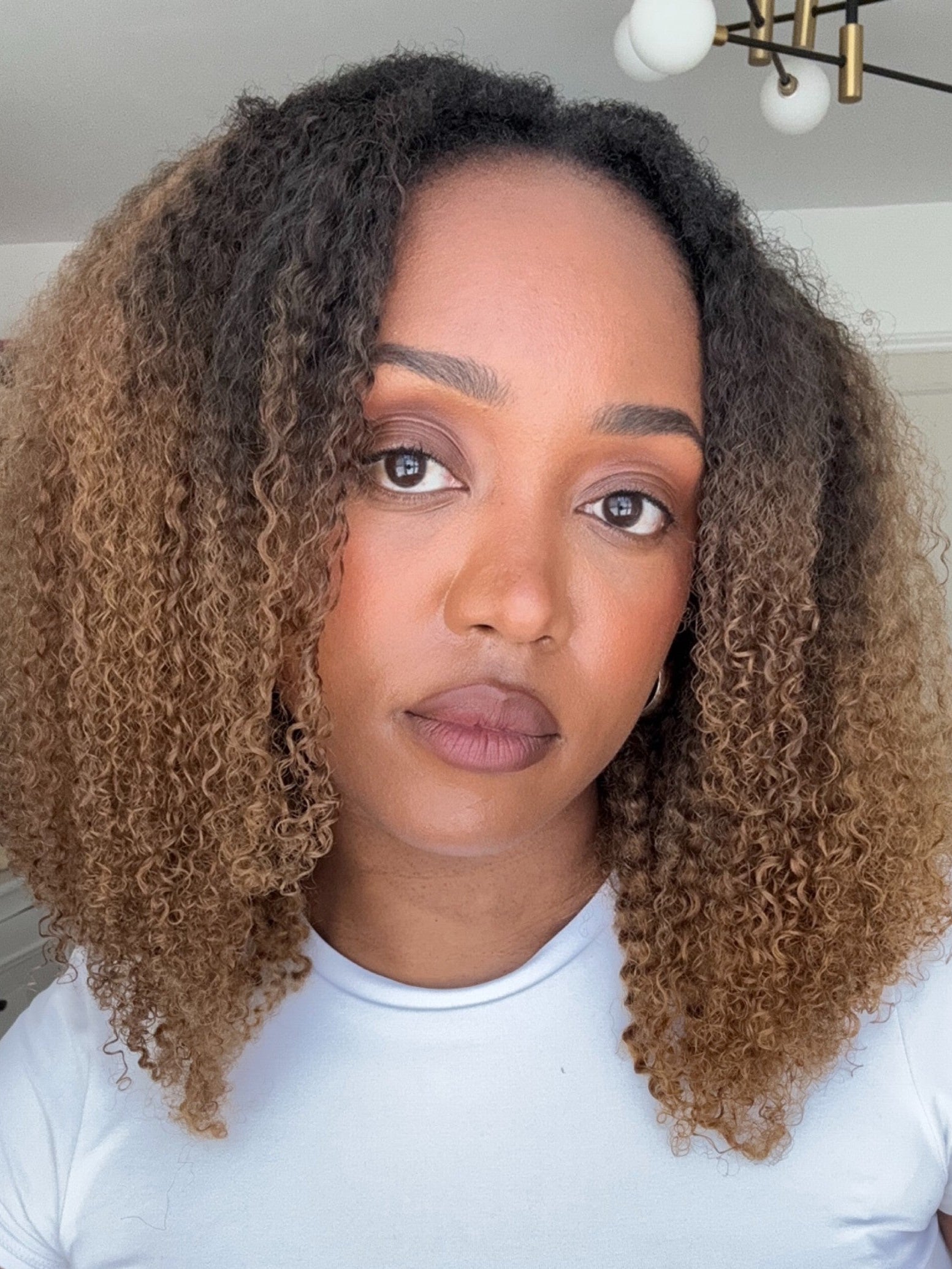 London — V part curly wig - Human hair / available in blonde and brown — Worldwide shipping